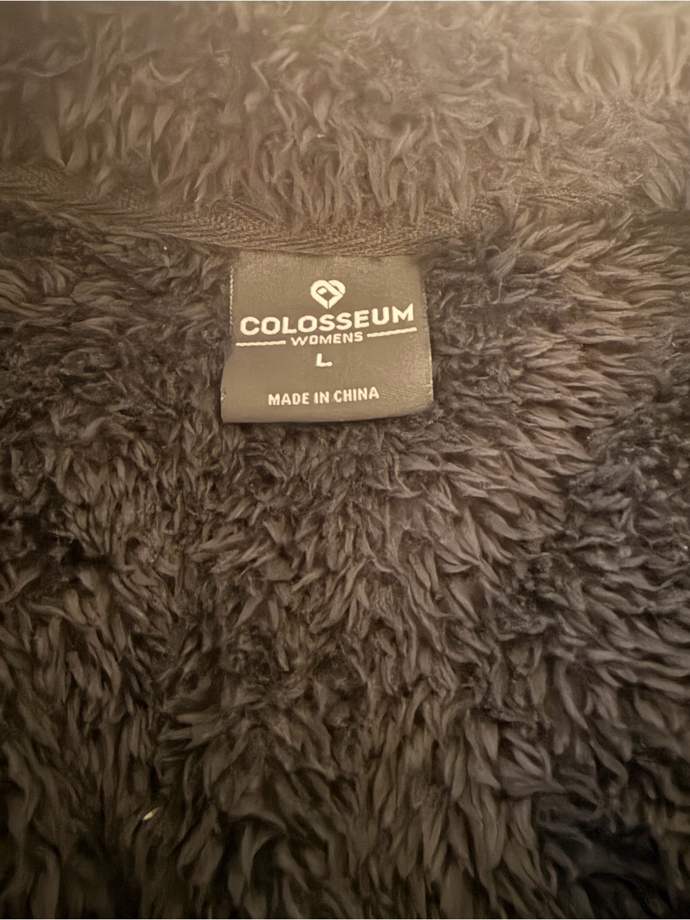 Colosseum Black Quilted Sherpa Pullover with Red Texas Tech Accent - Picture 3 of 6